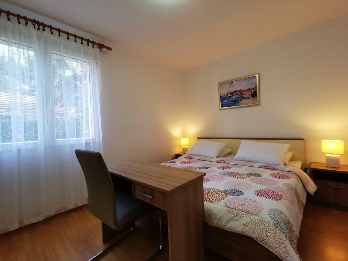 Comfortable 3* Apartment Lapad Center Dubrovnik Bagian luar foto