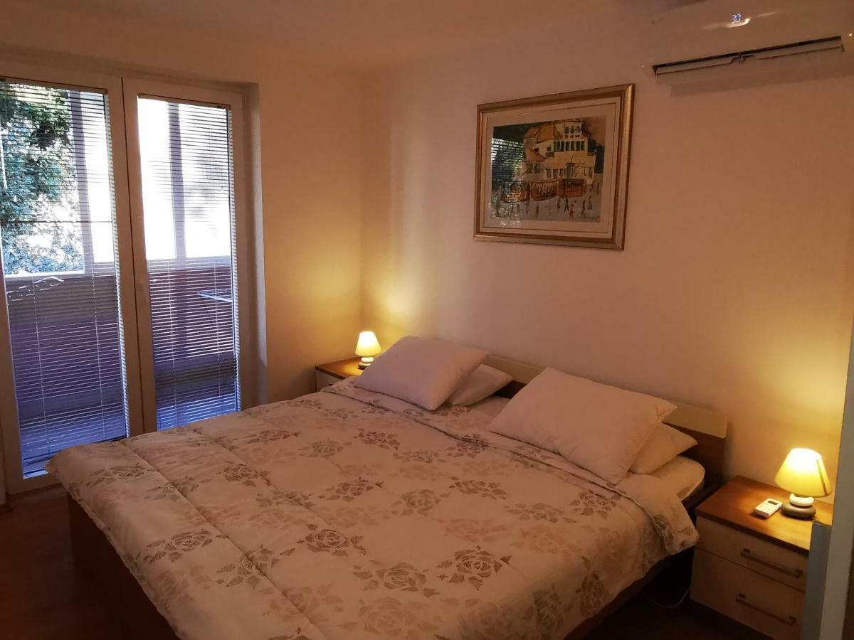 Comfortable 3* Apartment Lapad Center Dubrovnik Bagian luar foto