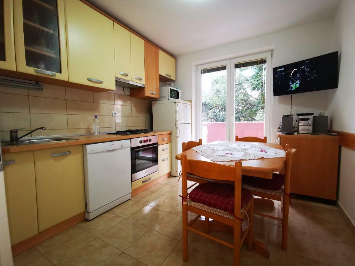Comfortable 3* Apartment Lapad Center Dubrovnik Bagian luar foto